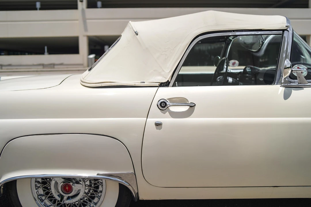 1955 Ford Thunderbird 1st Gen - Image 22 of 31