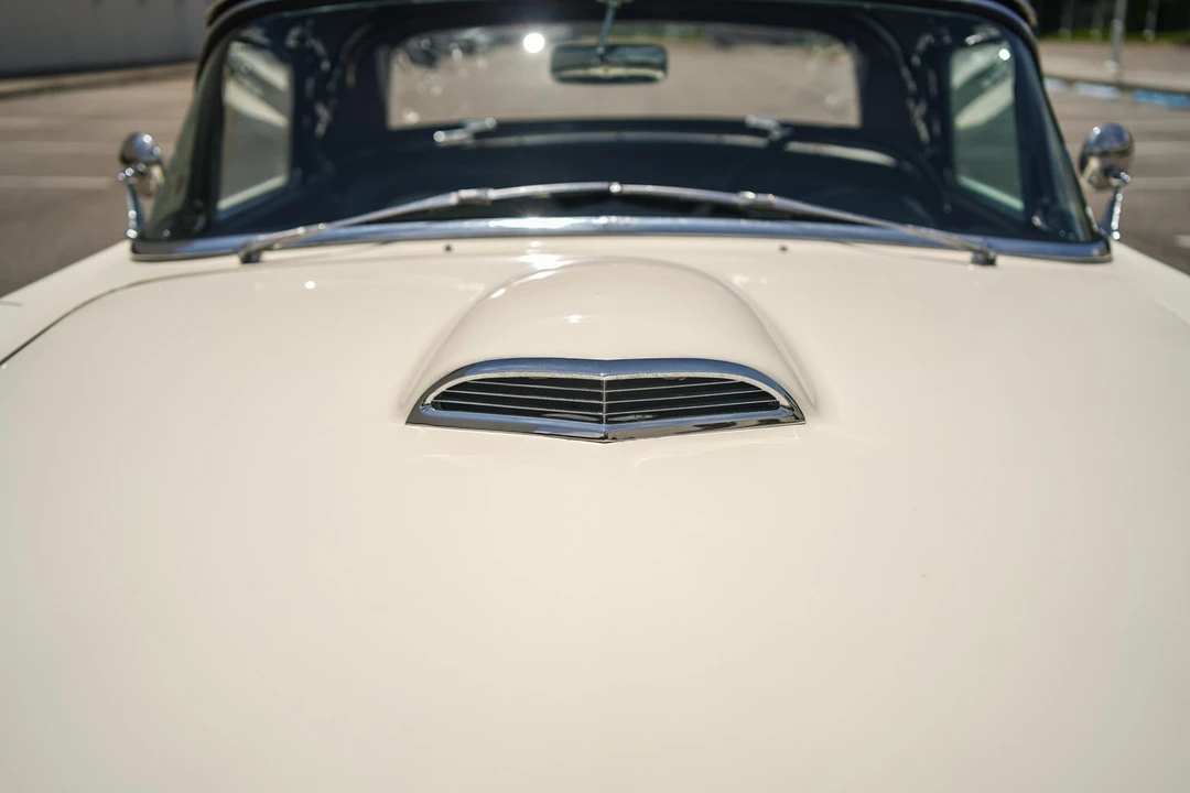 1955 Ford Thunderbird 1st Gen - Image 30 of 31
