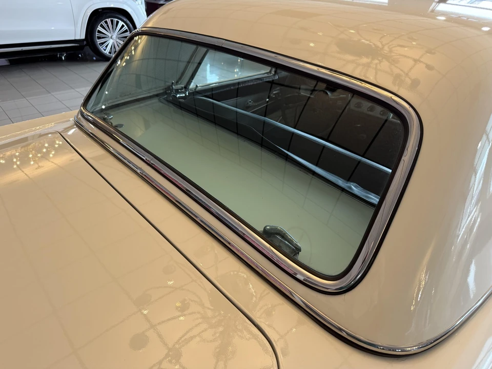1955 Ford Thunderbird 1st Gen - Image 21 of 31