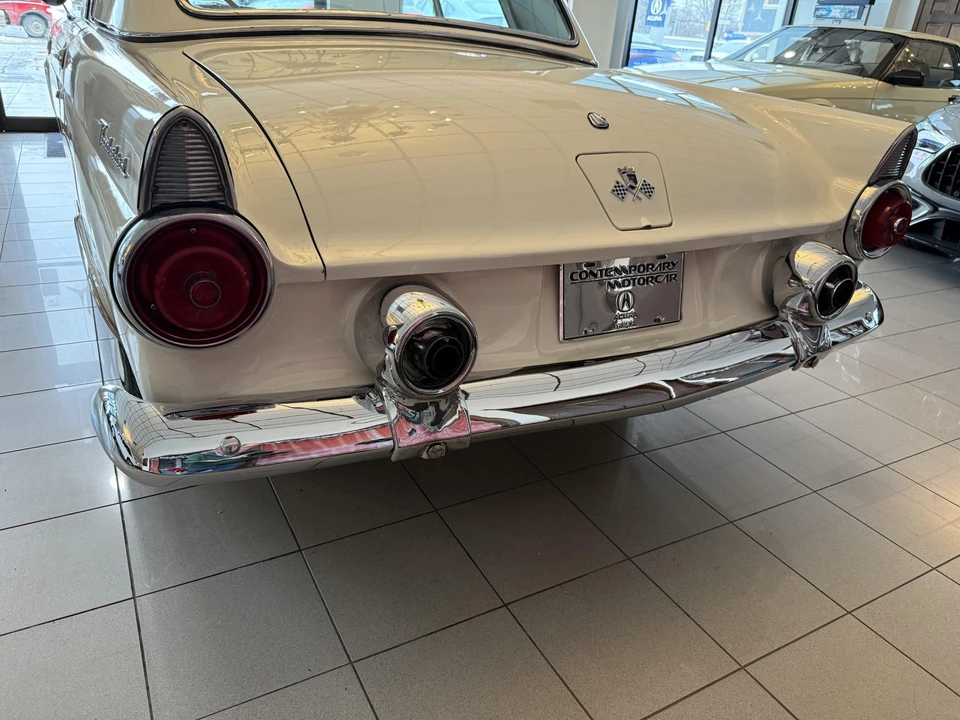 1955 Ford Thunderbird 1st Gen - Image 26 of 31