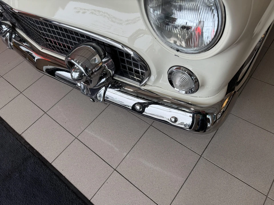 1955 Ford Thunderbird 1st Gen - Image 14 of 31