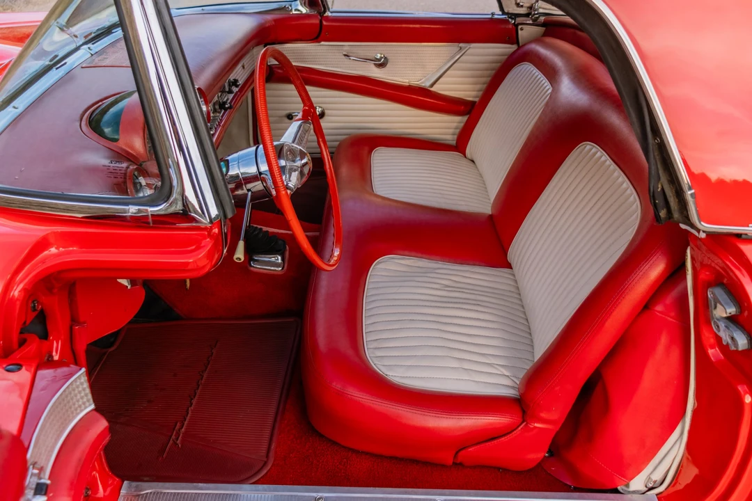 1955 Ford Thunderbird 1st Gen - Image 29 of 31