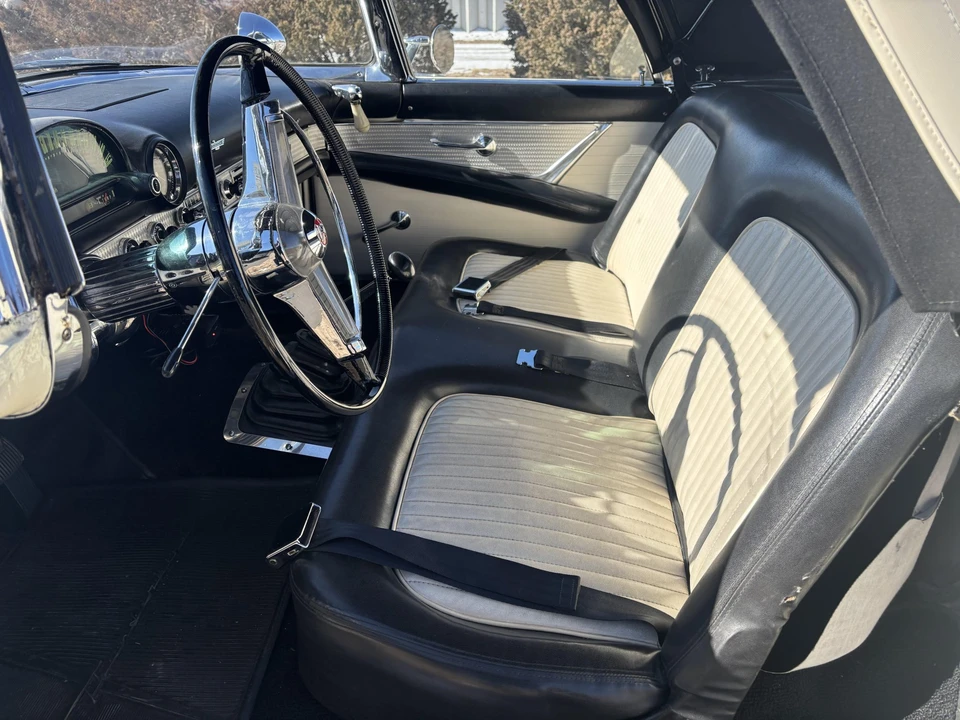 1955 Ford Thunderbird 1st Gen - Image 23 of 31