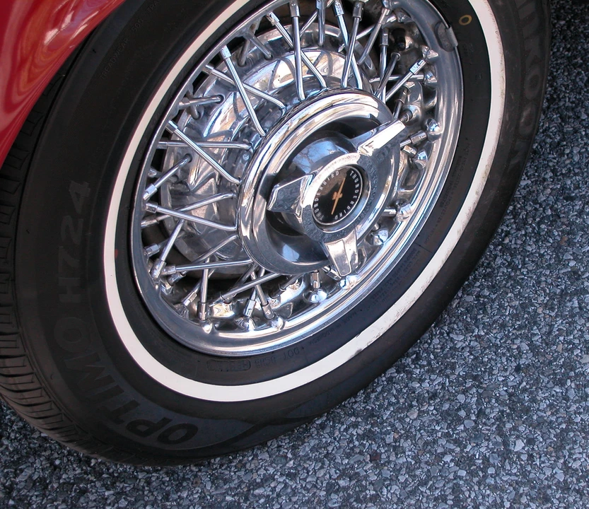 1955 Ford Thunderbird 1st Gen - Image 30 of 31