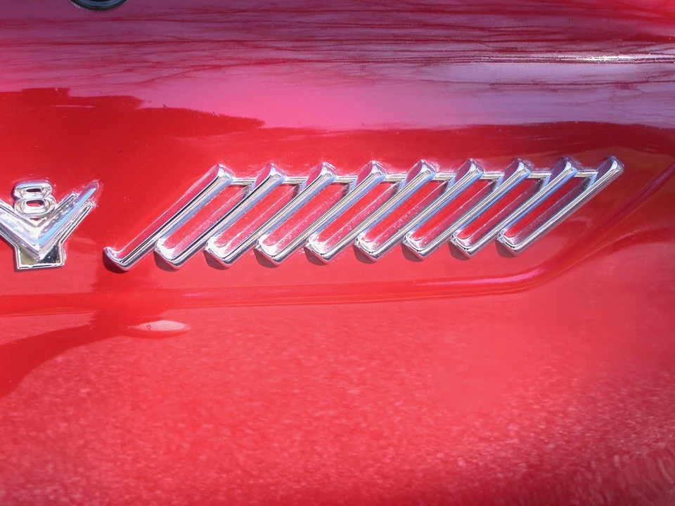 1955 Ford Thunderbird 1st Gen - Image 28 of 31