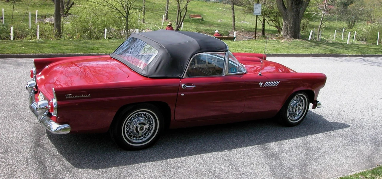 1955 Ford Thunderbird 1st Gen - Image 12 of 31