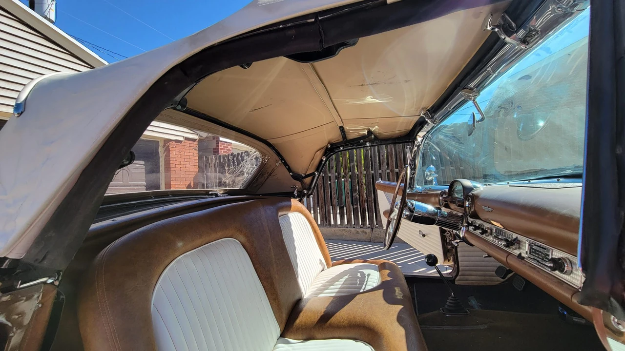 1955 Ford Thunderbird 1st Gen - Image 26 of 31