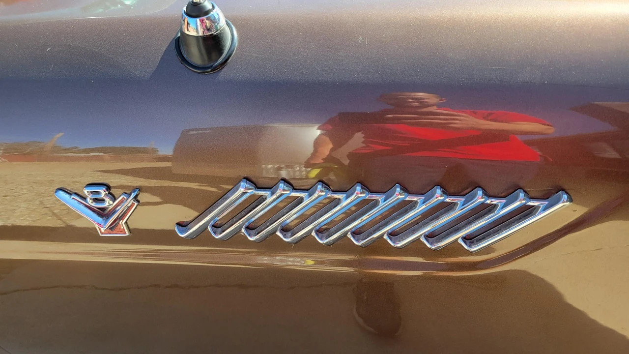 1955 Ford Thunderbird 1st Gen - Image 15 of 31