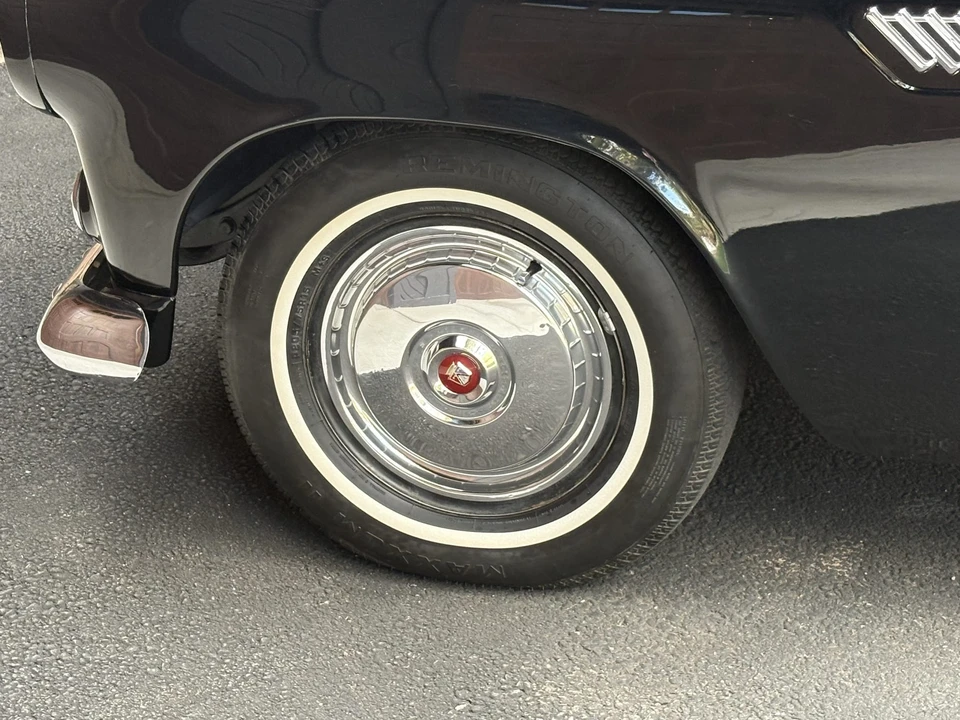 1955 Ford Thunderbird 1st Gen - Image 29 of 31