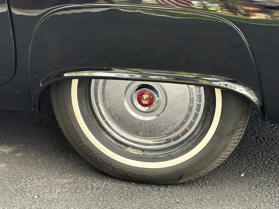 1955 Ford Thunderbird 1st Gen - Image 30 of 31