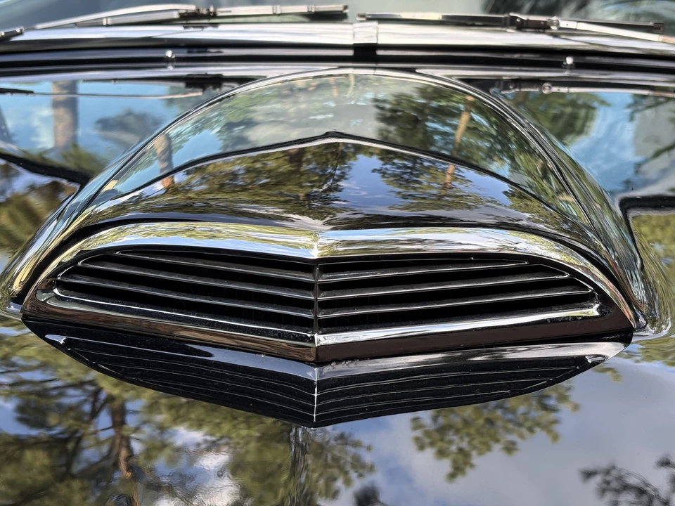 1955 Ford Thunderbird 1st Gen - Image 16 of 31