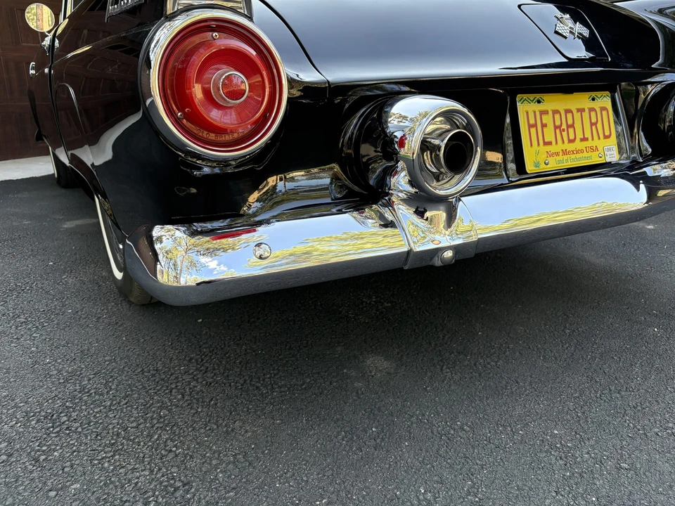 1955 Ford Thunderbird 1st Gen - Image 22 of 31