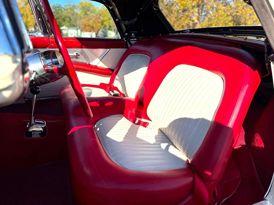 1955 Ford Thunderbird 1st Gen - Image 30 of 31