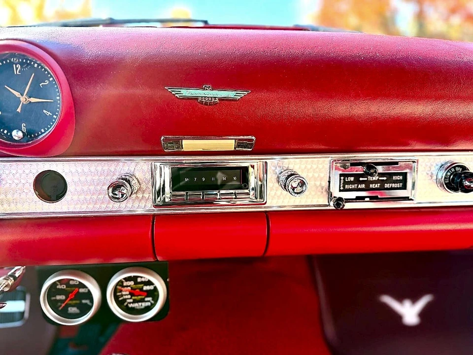 1955 Ford Thunderbird 1st Gen - Image 28 of 31