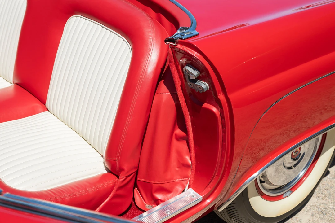 1955 Ford Thunderbird 1st Gen - Image 30 of 31