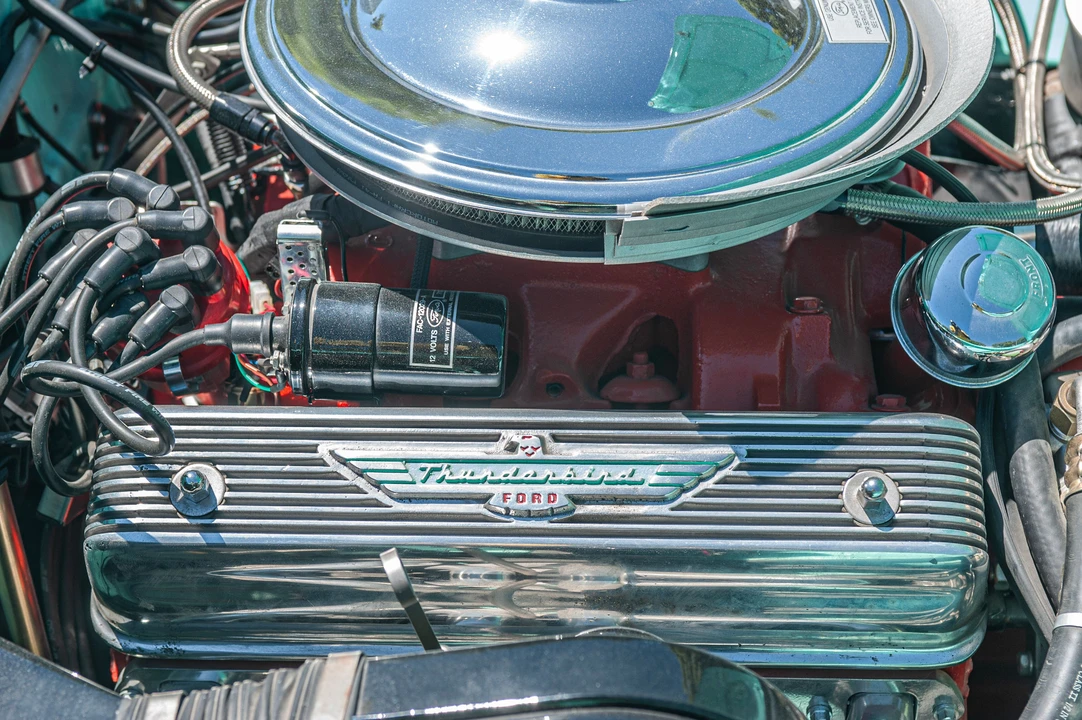 1955 Ford Thunderbird 1st Gen - Image 28 of 31