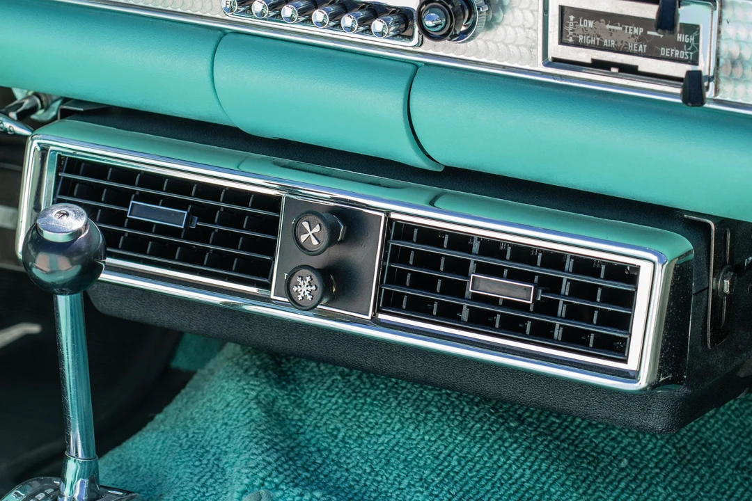 1955 Ford Thunderbird 1st Gen - Image 19 of 31