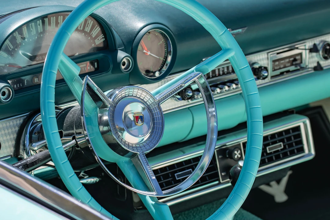 1955 Ford Thunderbird 1st Gen - Image 21 of 31