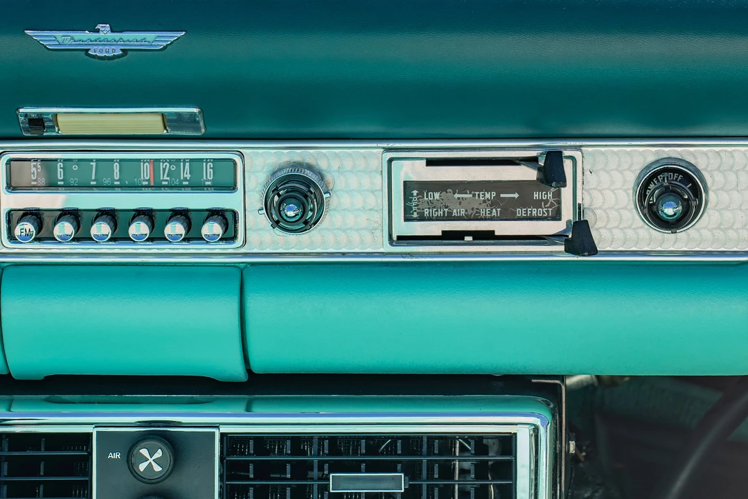 1955 Ford Thunderbird 1st Gen - Image 17 of 31