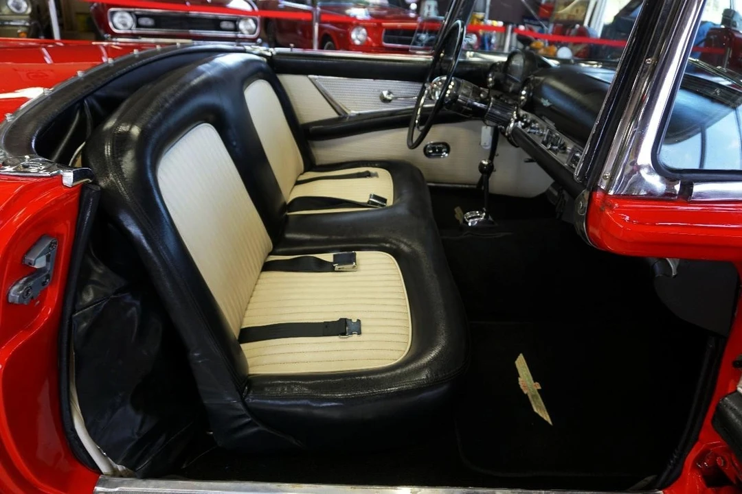 1955 Ford Thunderbird 1st Gen - Image 23 of 31