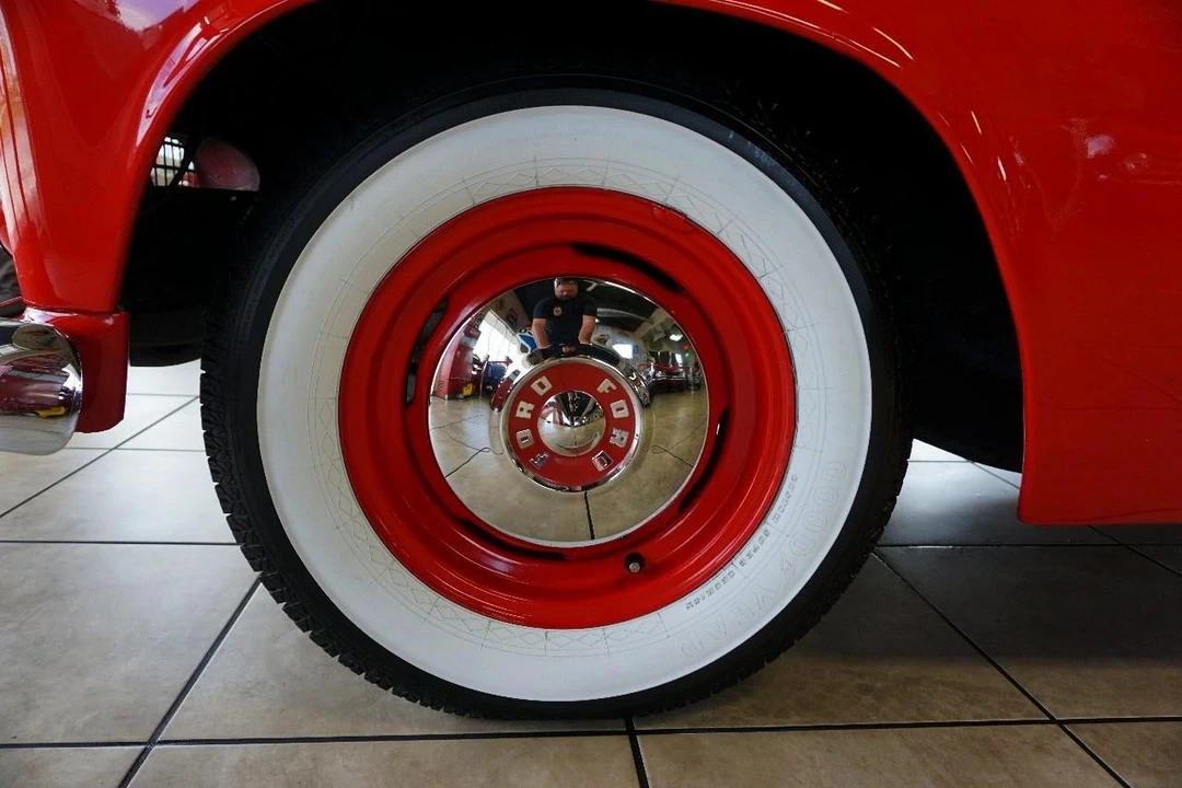 1955 Ford Thunderbird 1st Gen - Image 30 of 31