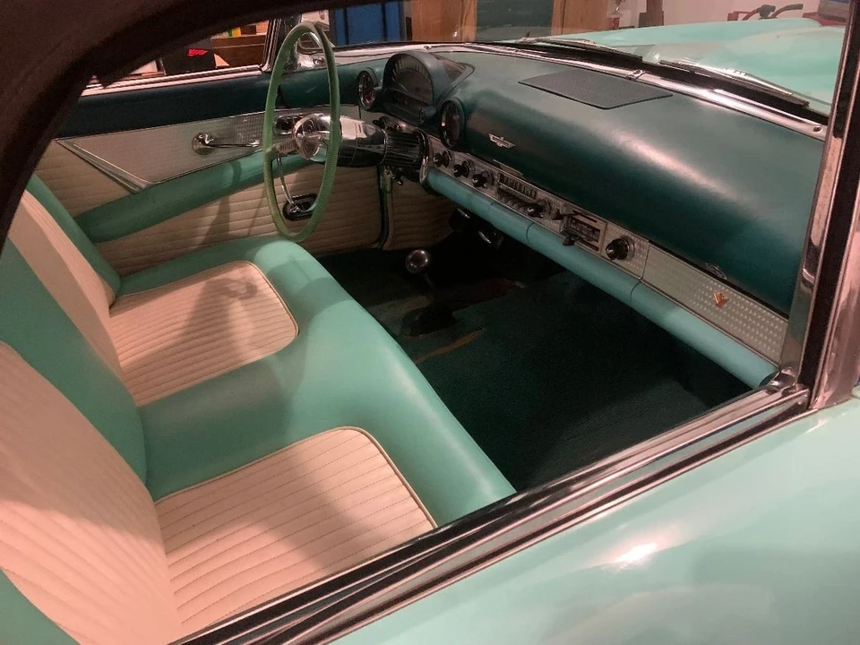 1955 Ford Thunderbird 1st Gen - Image 19 of 21
