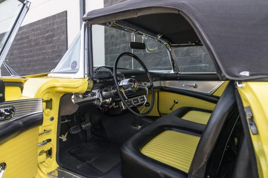 1955 Ford Thunderbird 1st Gen - Image 29 of 31
