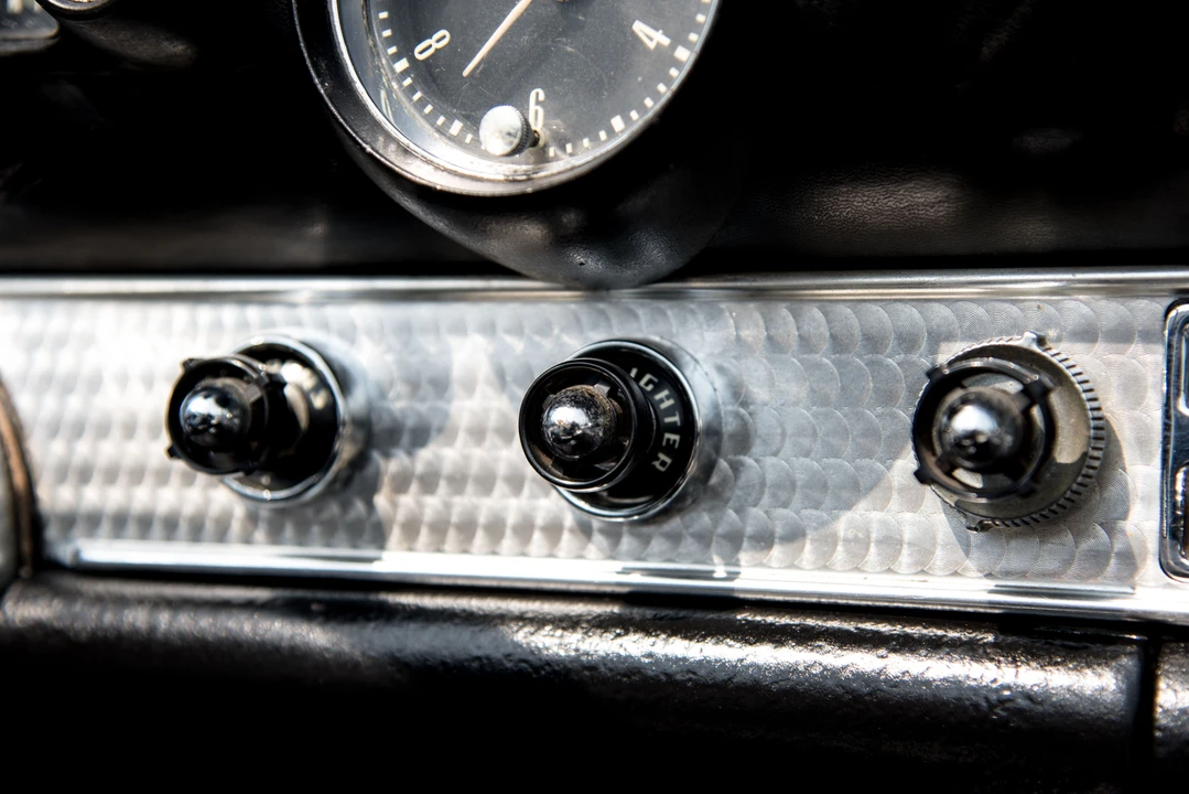 1955 Ford Thunderbird 1st Gen - Image 18 of 31