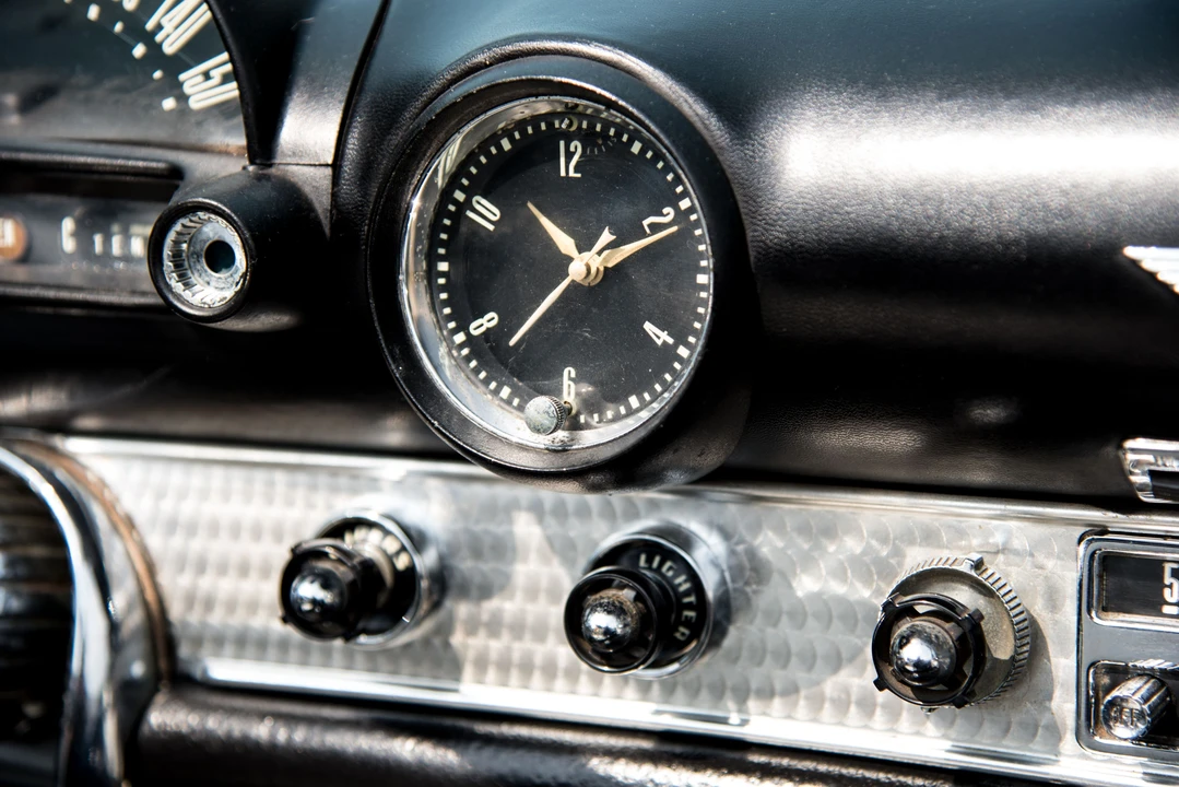 1955 Ford Thunderbird 1st Gen - Image 23 of 31