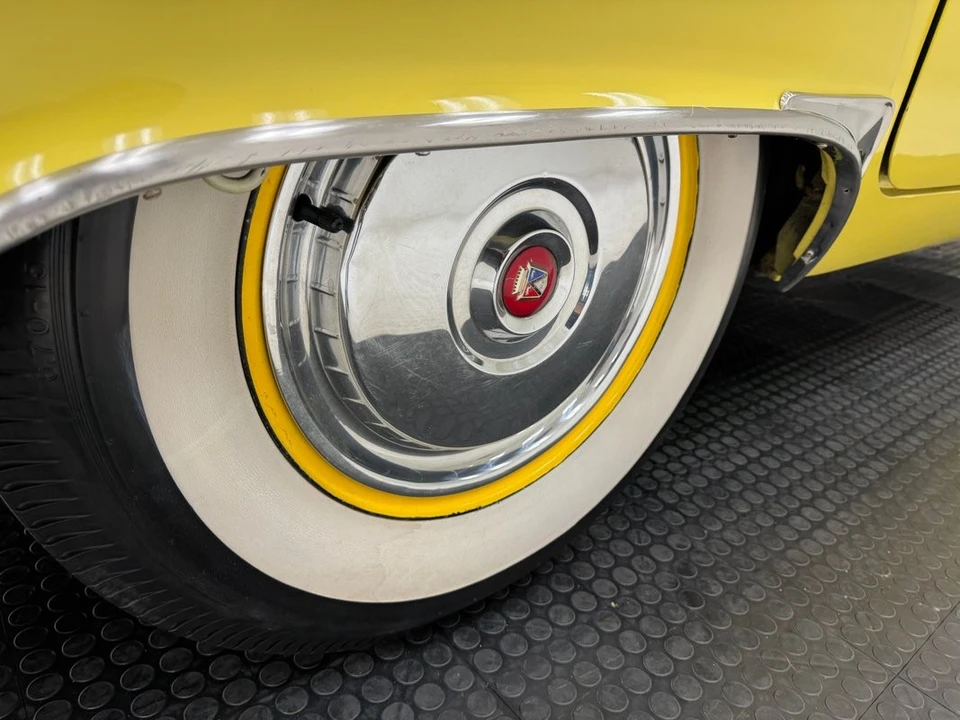 1955 Ford Thunderbird 1st Gen - Image 30 of 31