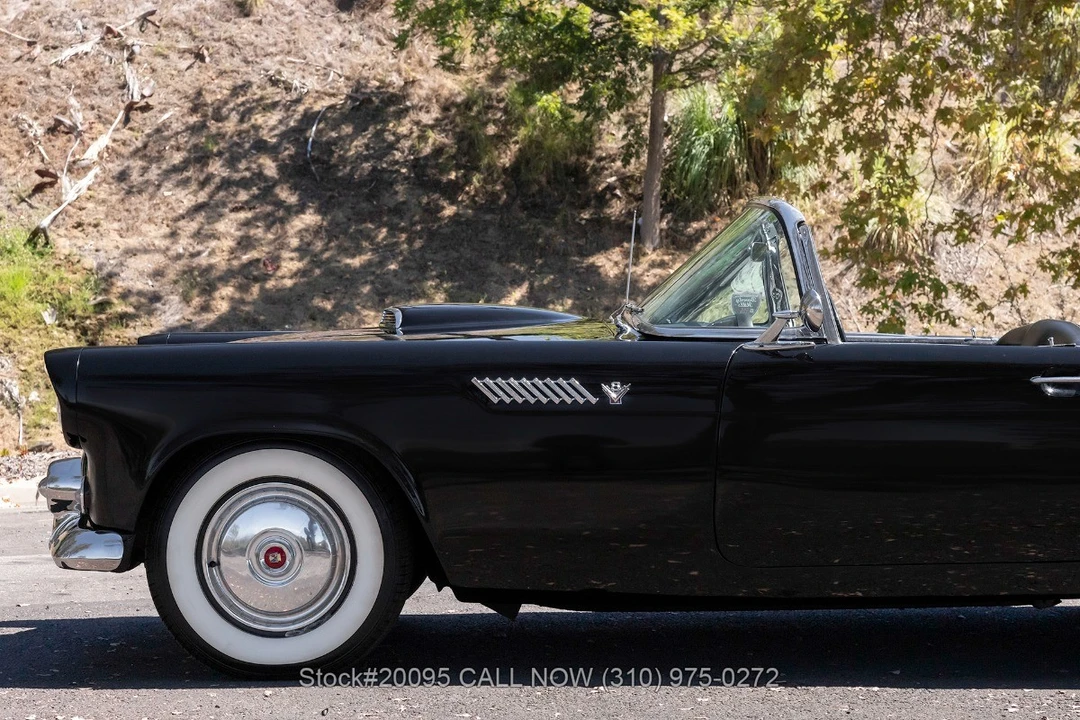 1955 Ford Thunderbird 1st Gen - Image 24 of 31