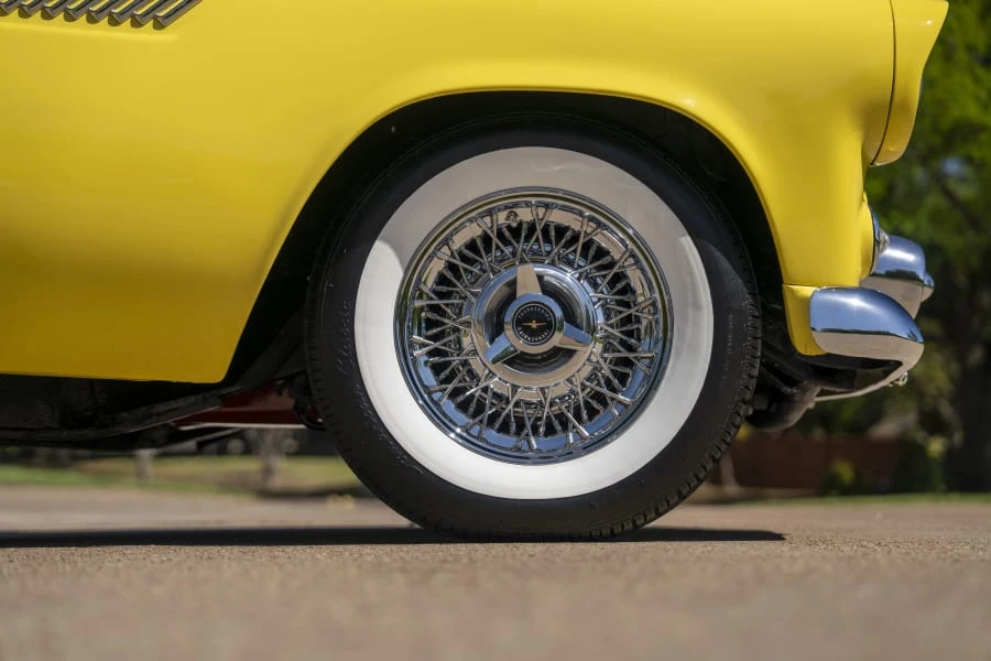 1955 Ford Thunderbird 1st Gen - Image 26 of 31