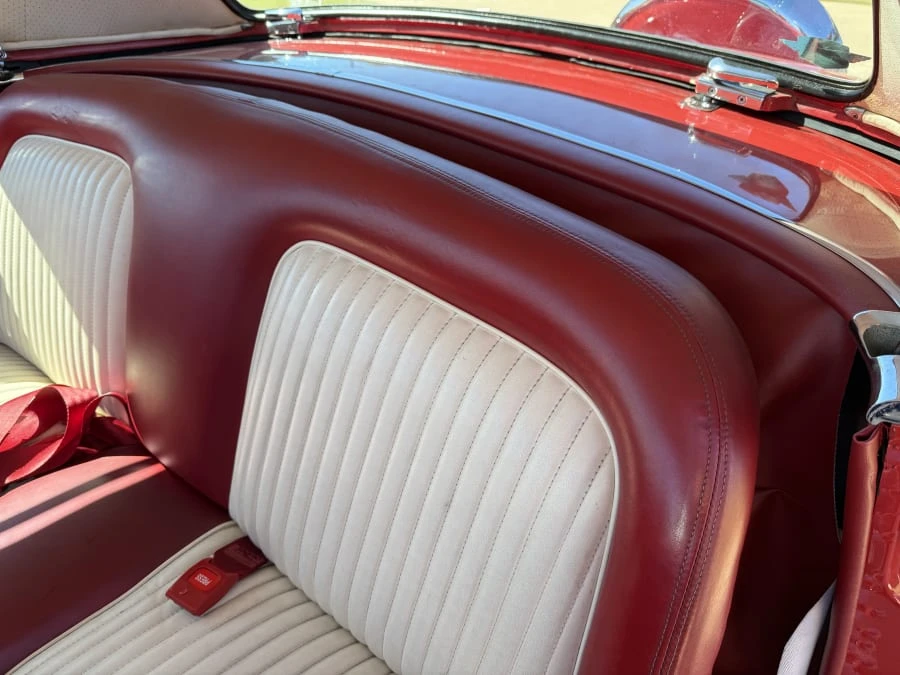 1955 Ford Thunderbird 1st Gen - Image 20 of 31