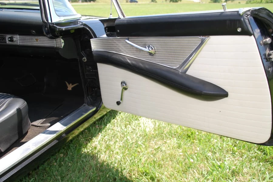 1955 Ford Thunderbird 1st Gen - Image 13 of 17