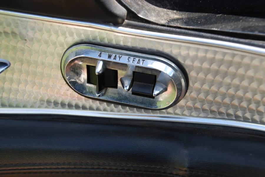 1955 Ford Thunderbird 1st Gen - Image 15 of 17