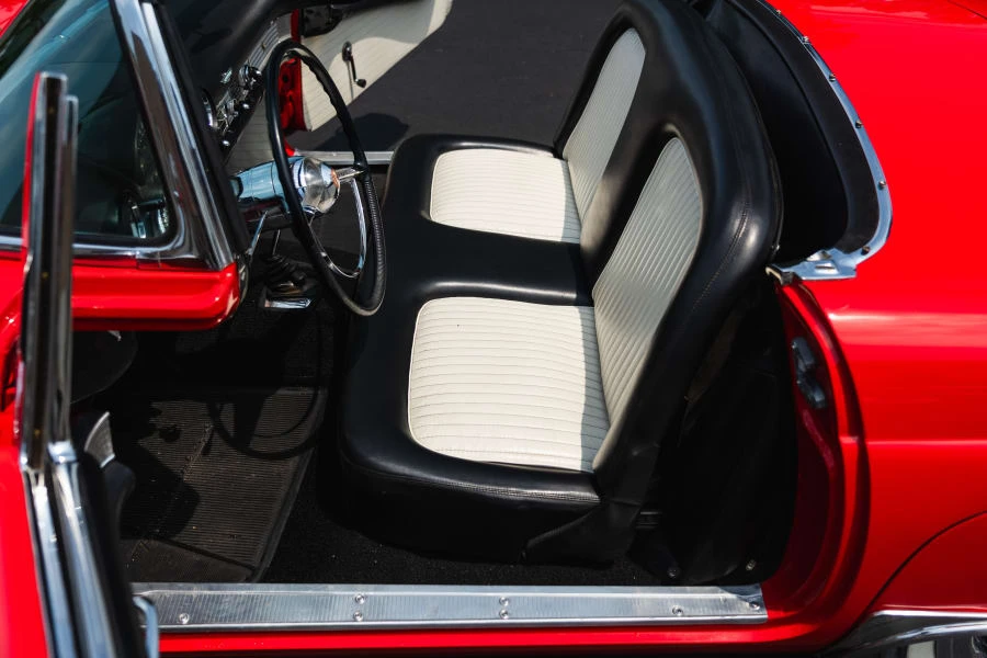 1955 Ford Thunderbird 1st Gen - Image 30 of 31