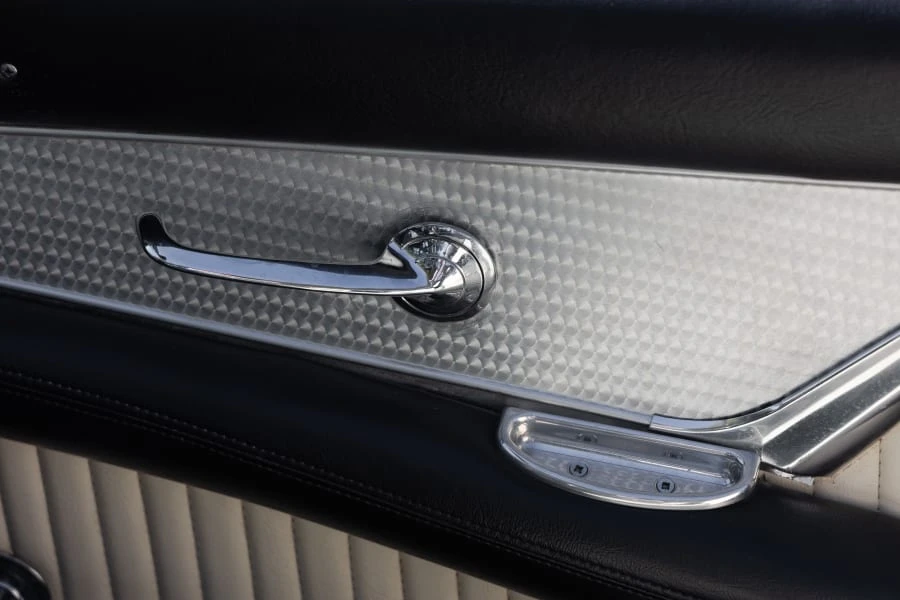 1955 Ford Thunderbird 1st Gen - Image 27 of 31