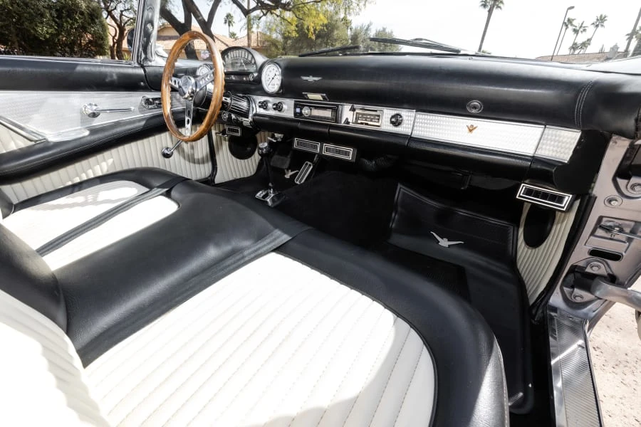 1955 Ford Thunderbird 1st Gen - Image 21 of 31
