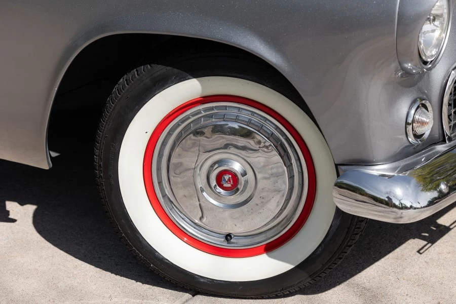 1955 Ford Thunderbird 1st Gen - Image 13 of 31