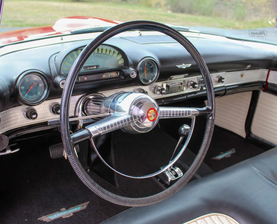 1955 Ford Thunderbird 1st Gen - Image 27 of 31