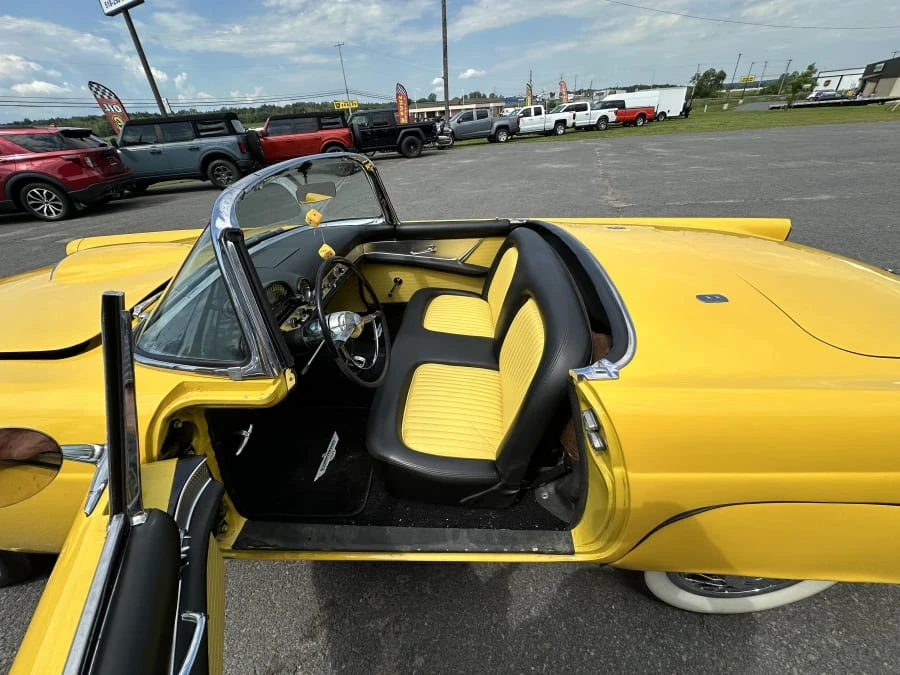 1955 Ford Thunderbird 1st Gen - Image 16 of 25