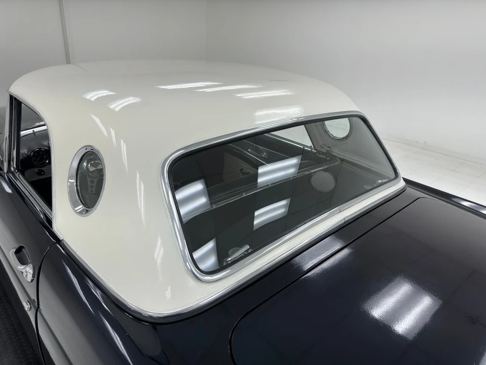 1955 Ford Thunderbird 1st Gen - Image 22 of 31