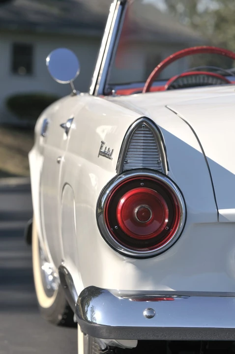 1955 Ford Thunderbird 1st Gen - Image 8 of 12