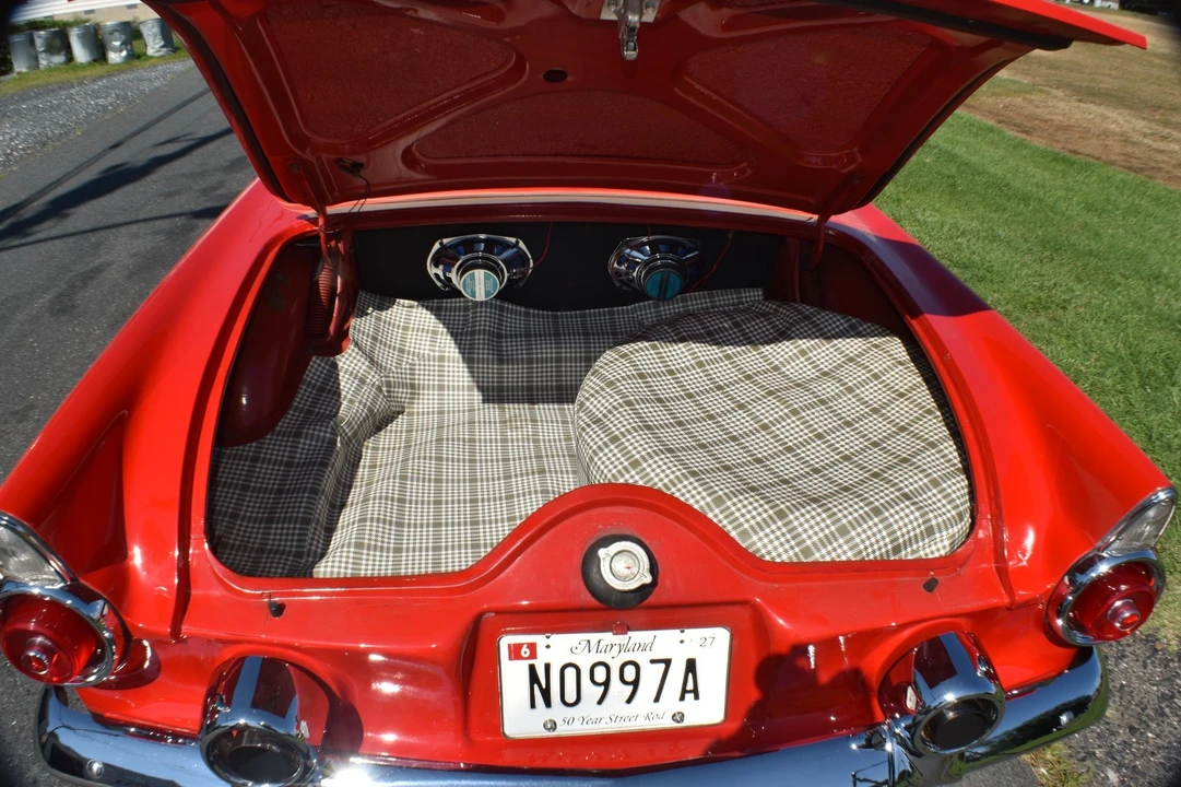 1955 Ford Thunderbird 1st Gen - Image 29 of 31
