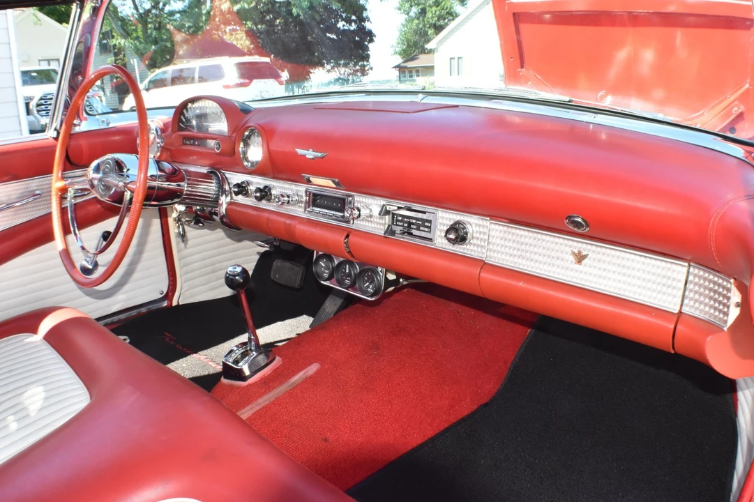 1955 Ford Thunderbird 1st Gen - Image 24 of 31