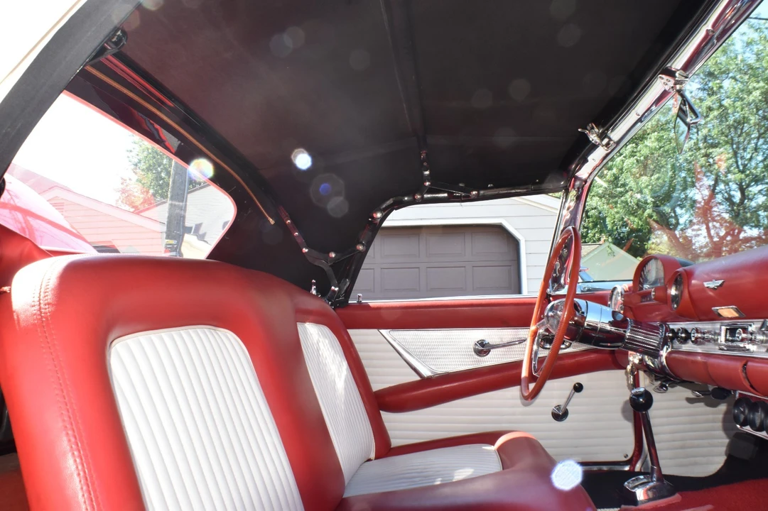 1955 Ford Thunderbird 1st Gen - Image 26 of 31