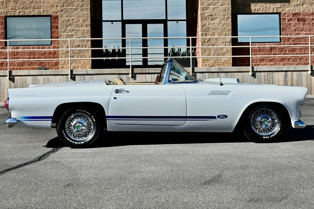 1955 Ford Thunderbird 1st Gen - Image 19 of 21
