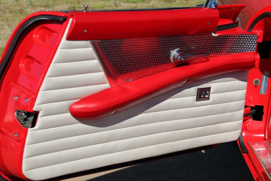 1955 Ford Thunderbird 1st Gen - Image 26 of 31