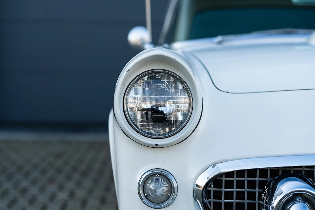 1955 Ford Thunderbird 1st Gen - Image 11 of 31