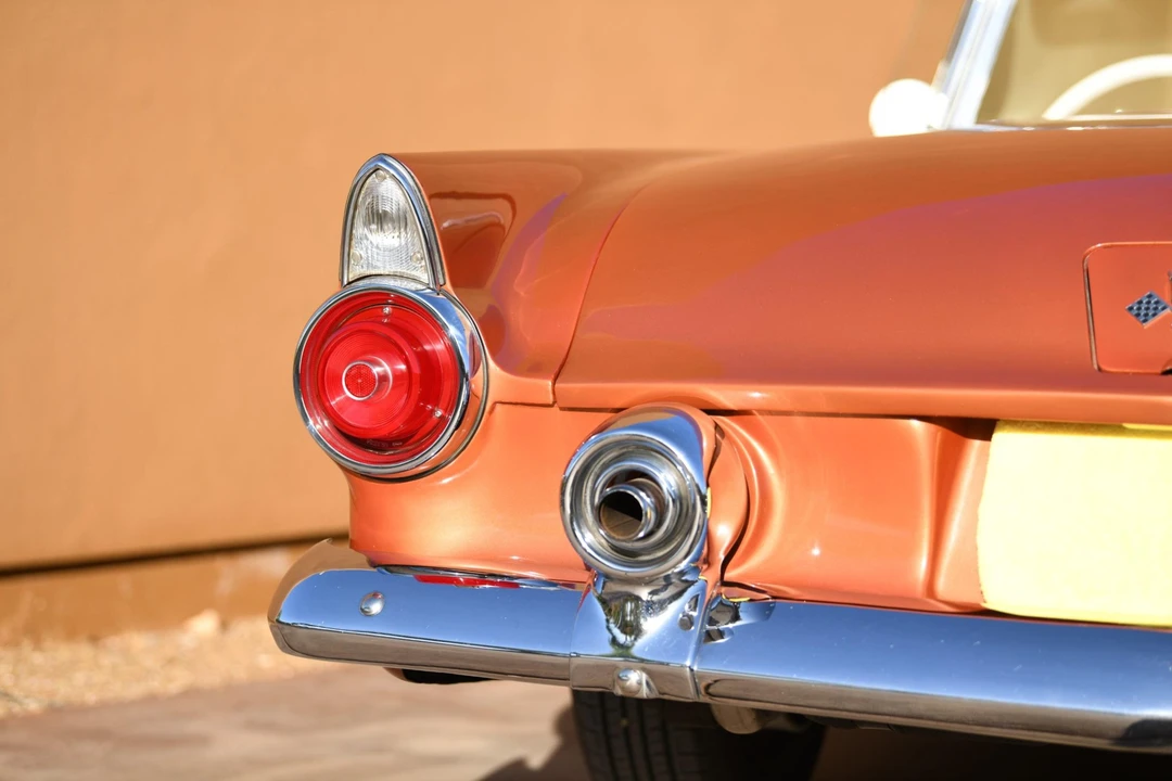1955 Ford Thunderbird 1st Gen - Image 23 of 31